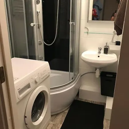 Lejlighed Przytulny Apartament Z Bezplatnym Parkingiem